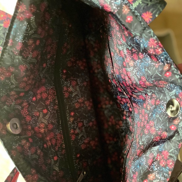 Matilda Jane Black and Rose Tote: Stylish, Functional, and Super Cute! - Picture 6 of 9